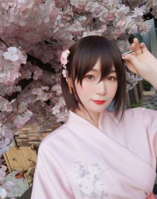年轻善良的嫂子_4K在线观看视频