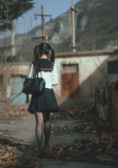 跟女胥做过爱口_十万网红美女美酱