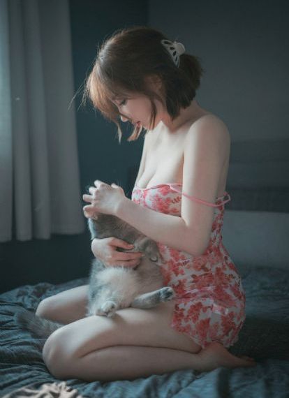 老和尚趴在小嫩尼身播放_HD高清完整版
