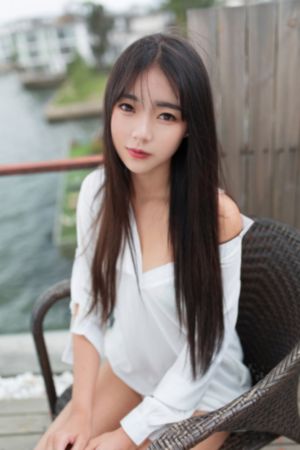 大胸保姆在线观看_BDHD在线观看
