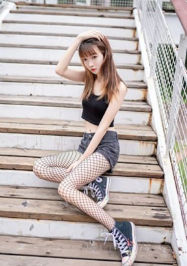 女教师～淫辱の教室动漫观看_HD免费播放