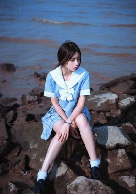 智能性能机器人李采潭主演_BD英语免费观看超清